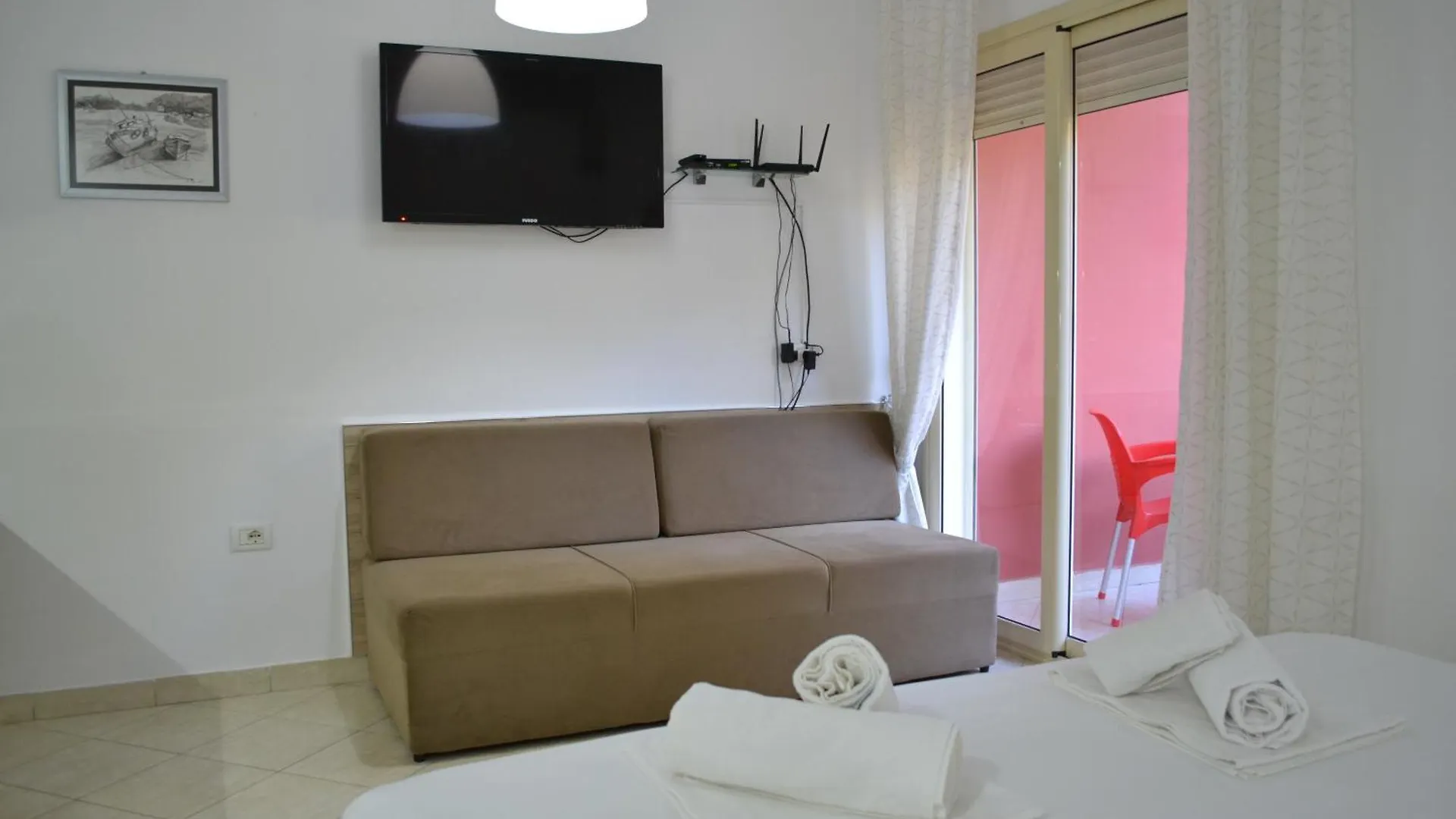 Apartamento Seashell Art Decor Studio Private Garage Vlorë